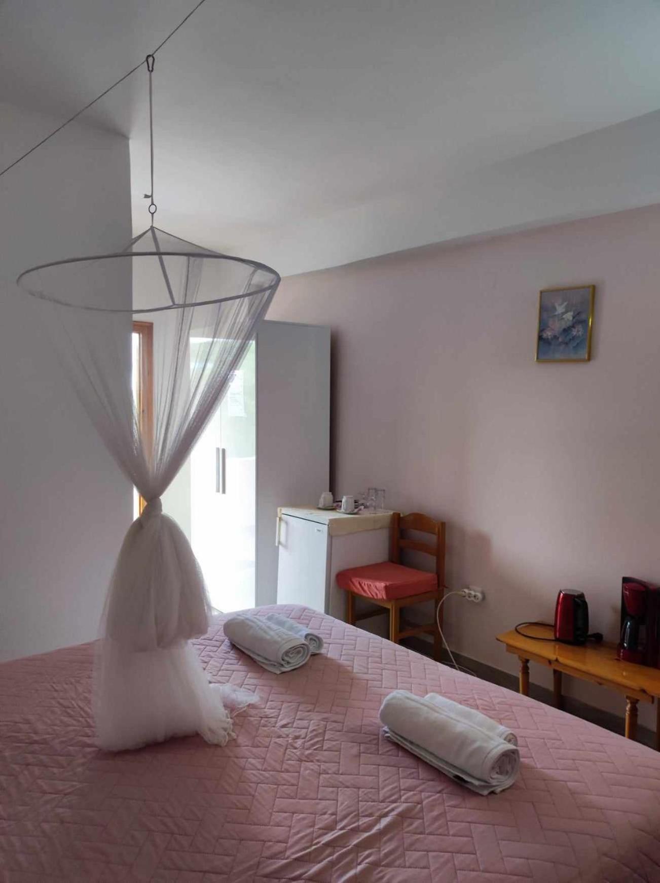 Hotel Marianna House Agios Georgios Pagon Esterno foto