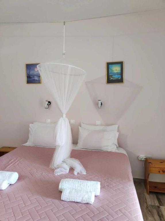 Hotel Marianna House Agios Georgios Pagon Camera foto