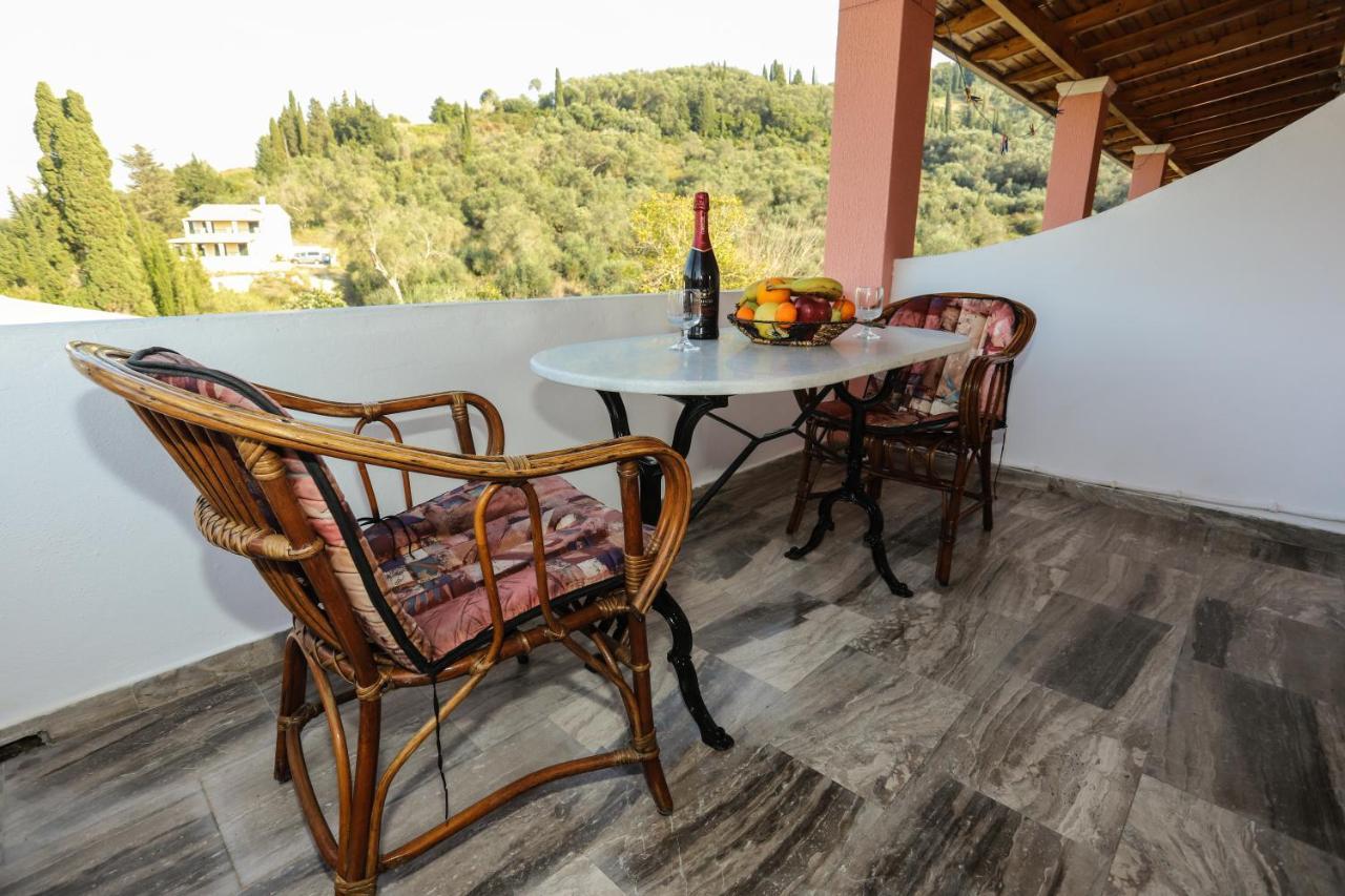 Hotel Marianna House Agios Georgios Pagon Esterno foto