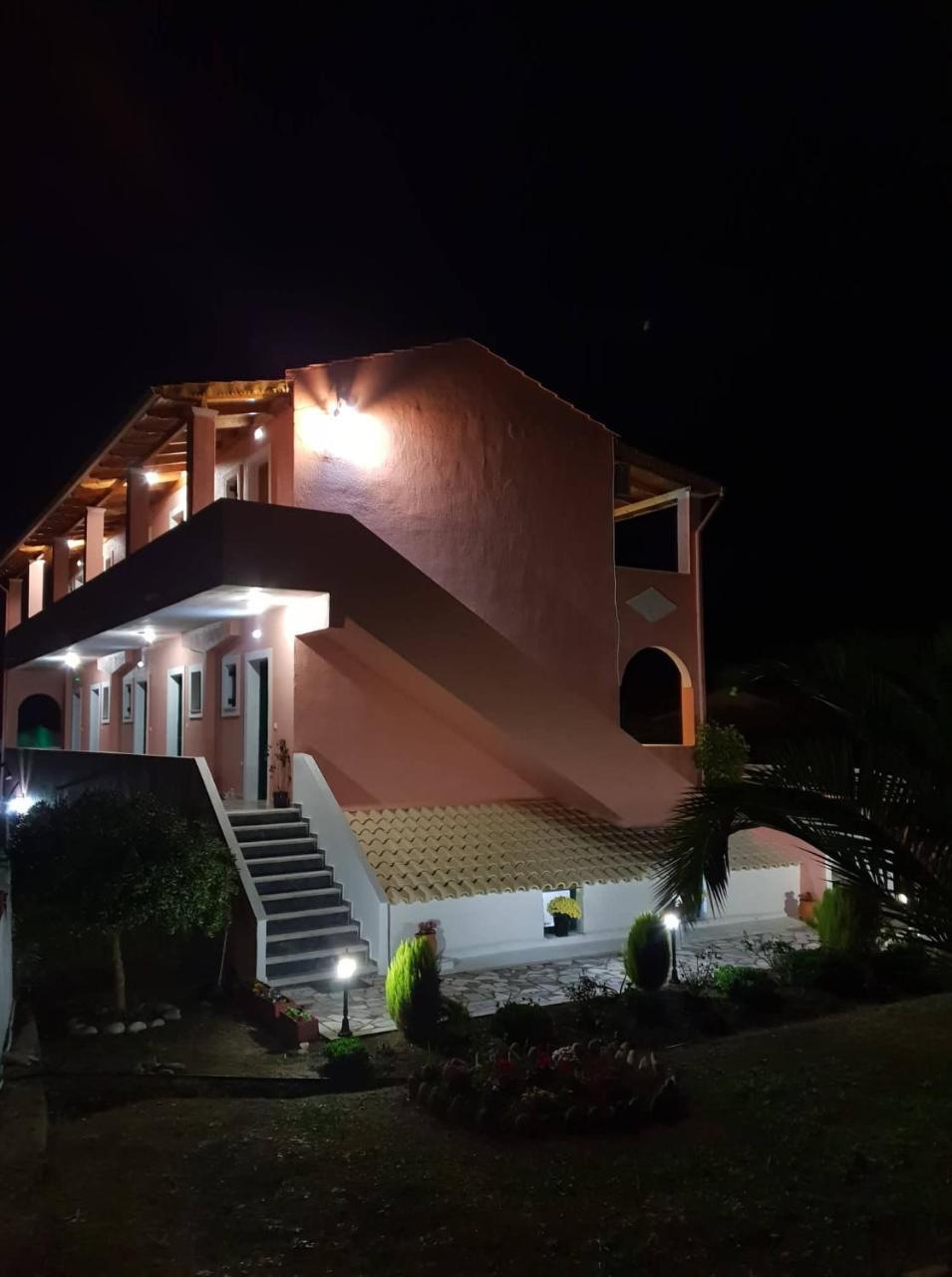 Hotel Marianna House Agios Georgios Pagon Esterno foto